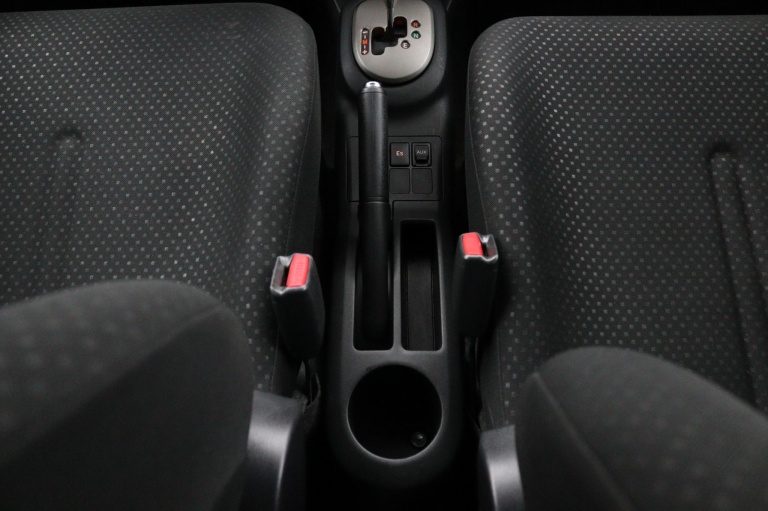 Toyota Yaris - 1.3 VVTi Aspiration | Trekhaak | Cruise Control 18