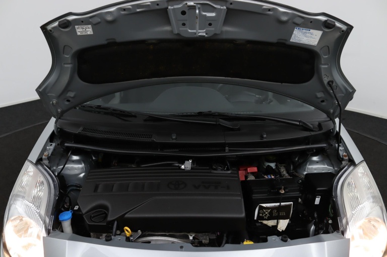 Toyota Yaris - 1.3 VVTi Aspiration | Trekhaak | Cruise Control 25
