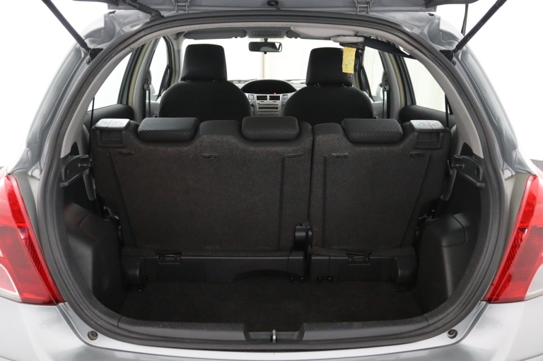 Toyota Yaris - 1.3 VVTi Aspiration | Trekhaak | Cruise Control 29