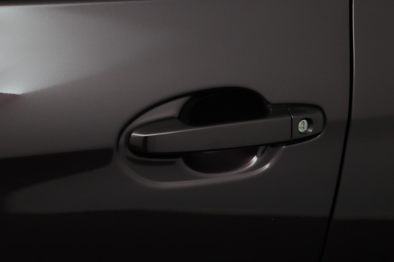 Toyota Verso-S - 1.3 VVT-i Aspiration | Trekhaak | Climate Control 10