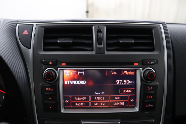 Toyota Verso-S - 1.3 VVT-i Aspiration | Trekhaak | Climate Control 25