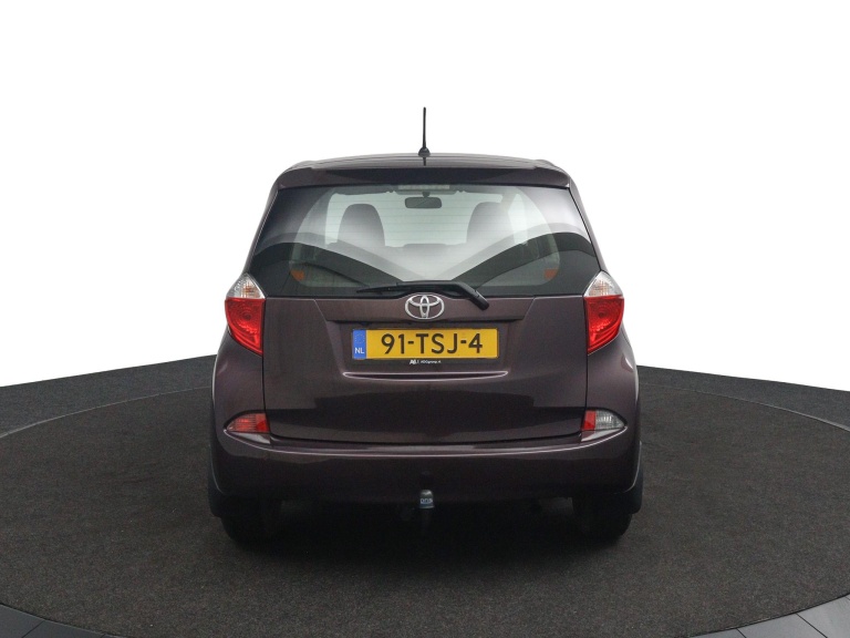 Toyota Verso-S - 1.3 VVT-i Aspiration | Trekhaak | Climate Control 3