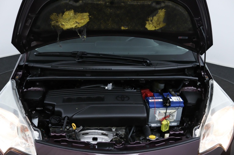 Toyota Verso-S - 1.3 VVT-i Aspiration | Trekhaak | Climate Control 35