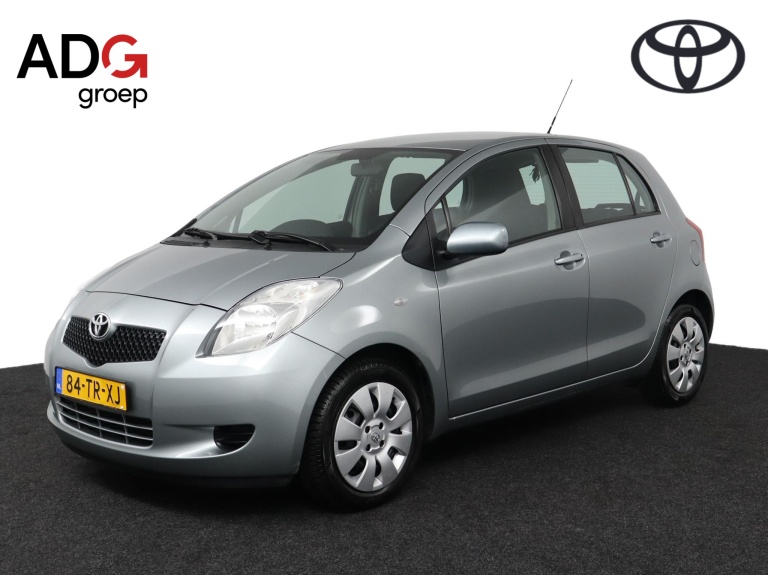 Toyota Yaris - 1.3 VVTi Sol 1