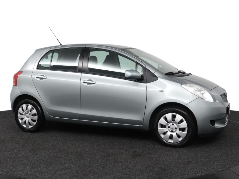 Toyota Yaris - 1.3 VVTi Sol 13