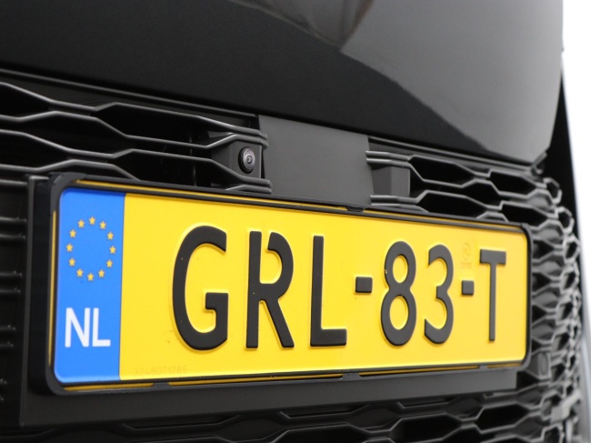 Toyota C-HR - 1.8 Hybrid 140 First Edition