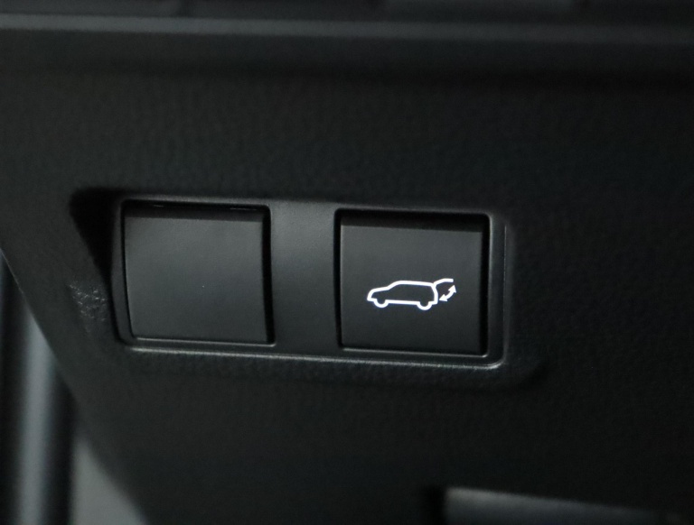 Toyota Corolla Cross - Hybrid 180 Executive 28