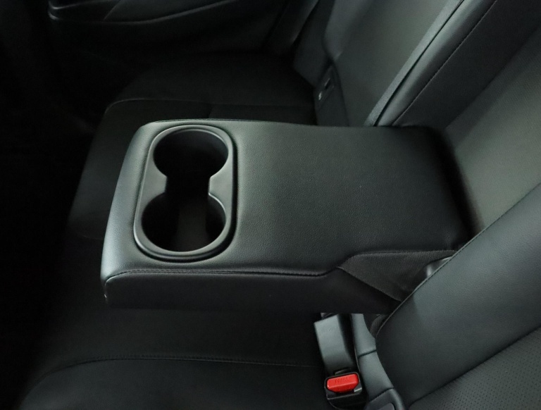 Toyota Corolla Cross - Hybrid 180 Executive 41