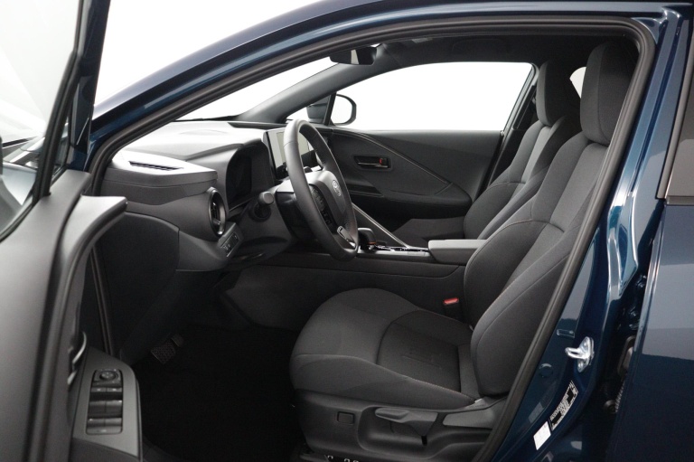 Toyota C-HR - 1.8 Hybrid 140 Dynamic 14