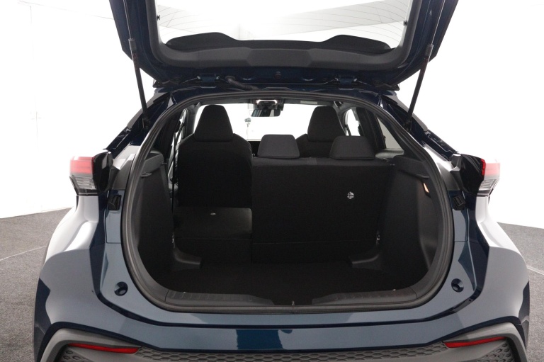 Toyota C-HR - 1.8 Hybrid 140 Dynamic 24