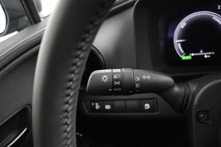 Toyota C-HR - 1.8 Hybrid 140 Dynamic 29