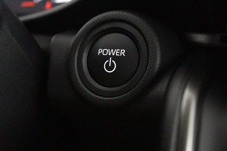 Toyota C-HR - 1.8 Hybrid 140 Dynamic 37