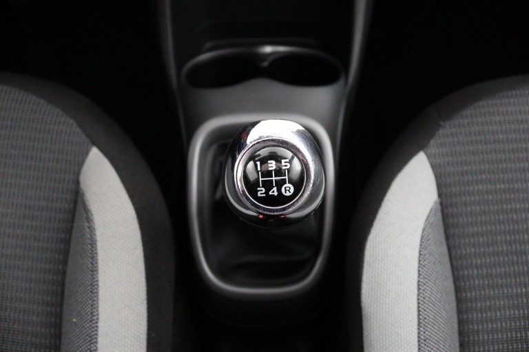 Toyota Aygo - 1.0 VVT-i x-play cabrio 27