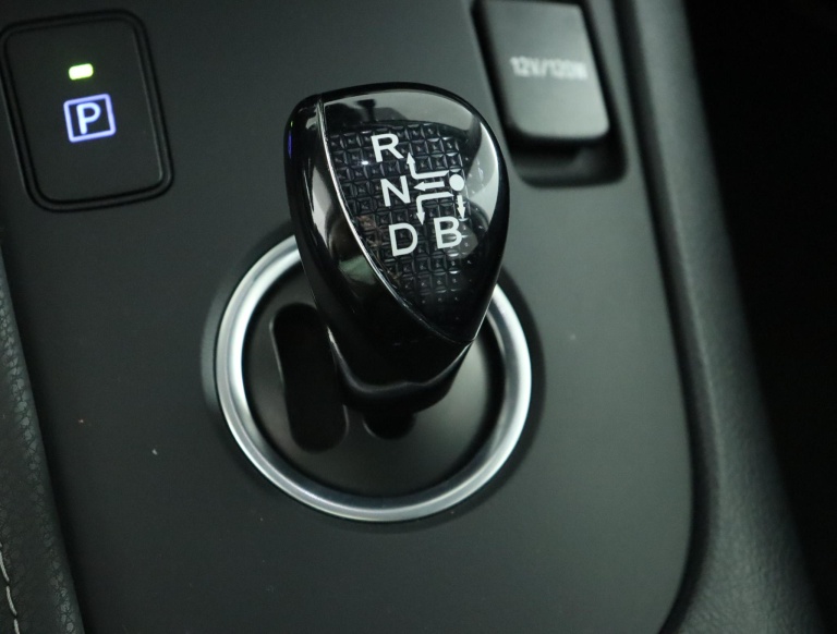 Toyota Auris - 1.8 Hybrid Executive 28