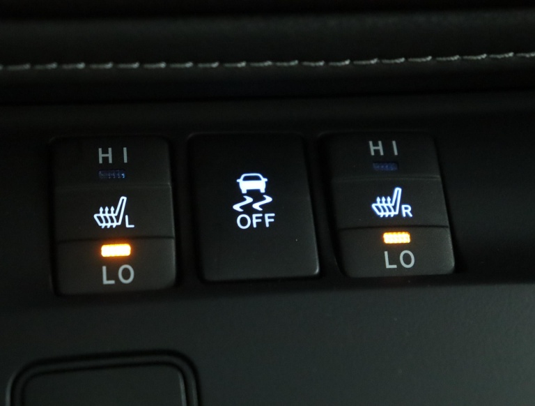 Toyota Auris - 1.8 Hybrid Executive 50