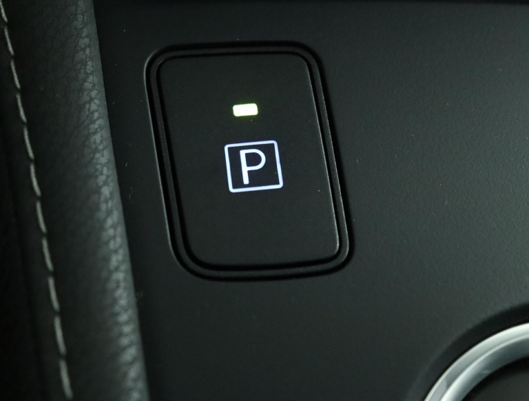 Toyota Auris - 1.8 Hybrid Executive 52