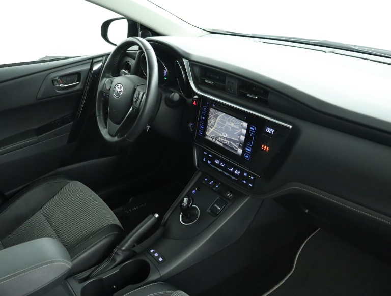 Toyota Auris - 1.8 Hybrid Executive 59