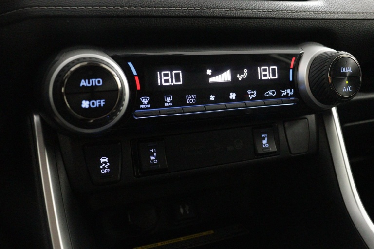 Toyota RAV4 - 2.5 Hybrid Style Limited 7