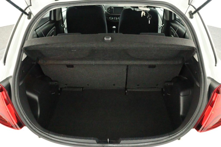Toyota Yaris - 1.3 VVT-i Aspiration Bi-Tone 23