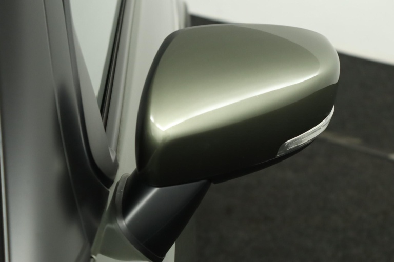 Suzuki Ignis - 1.2 Smart Hybrid Style 38