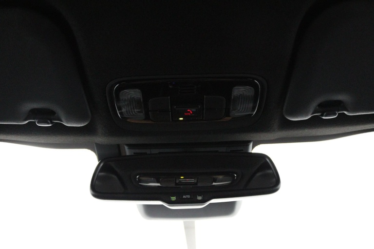 Toyota Yaris - 1.5 Hybrid 130 Executive 32