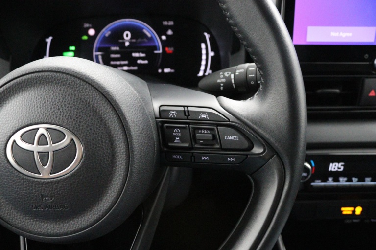 Toyota Yaris - 1.5 Hybrid 115 First Edition 21