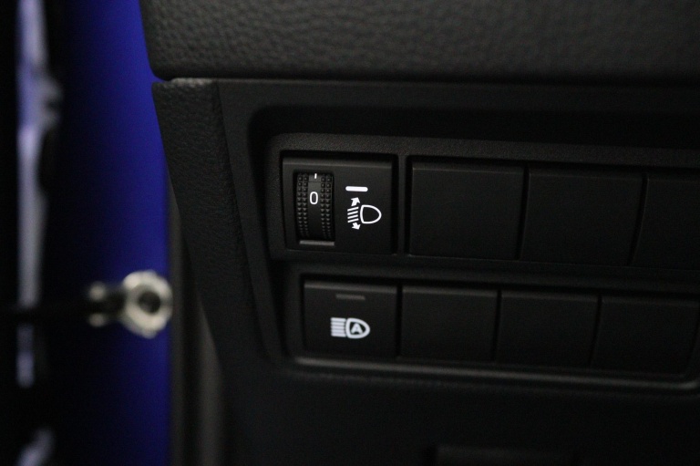 Toyota Yaris - 1.5 Hybrid 115 First Edition 30