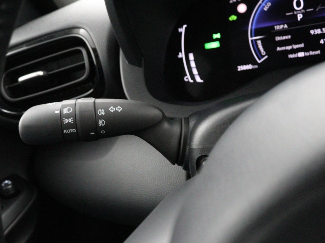 Toyota Yaris - 1.5 Hybrid 115 First Edition