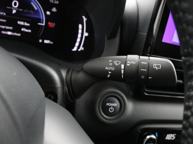 Toyota Yaris - 1.5 Hybrid 115 First Edition