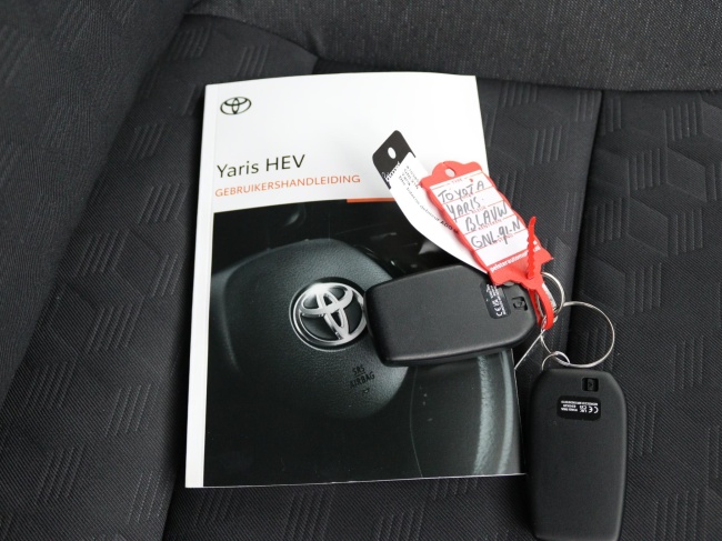 Toyota Yaris - 1.5 Hybrid 115 Special Edition