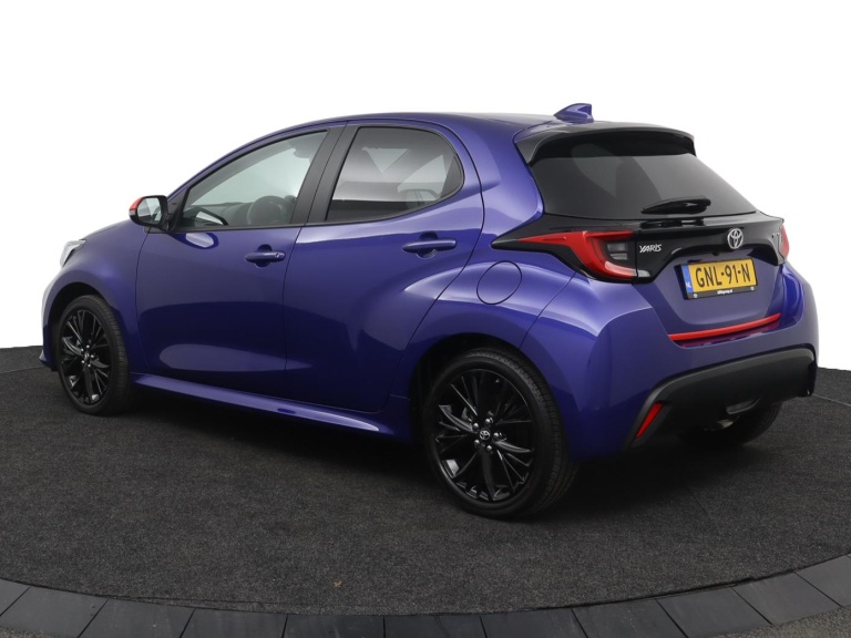 Toyota Yaris - 1.5 Hybrid 115 Special Edition 12