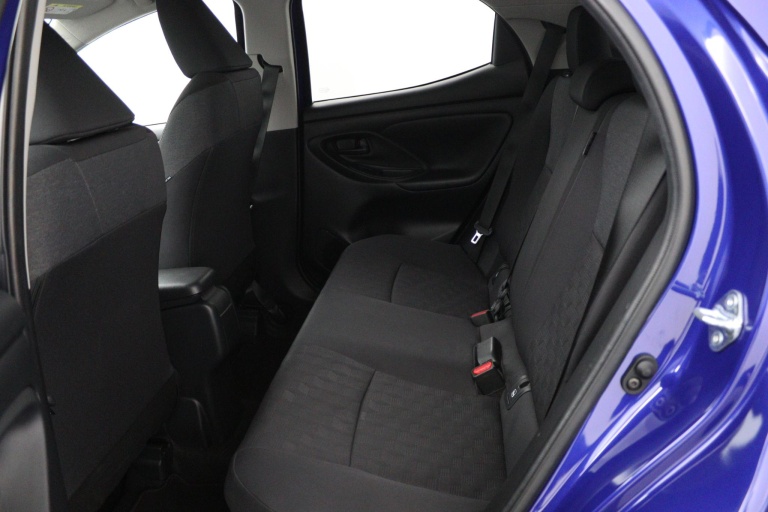 Toyota Yaris - 1.5 Hybrid 115 Special Edition 18