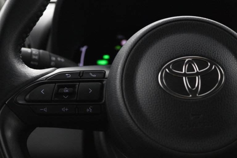Toyota Yaris - 1.5 Hybrid 115 Special Edition 19