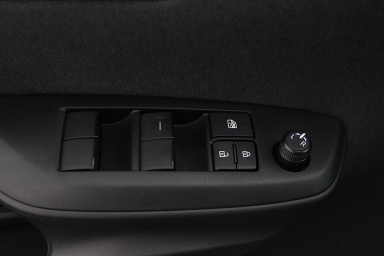 Toyota Yaris - 1.5 Hybrid 115 Special Edition 30