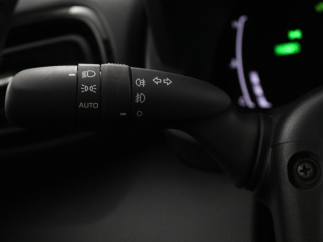 Toyota Yaris - 1.5 Hybrid 115 Special Edition