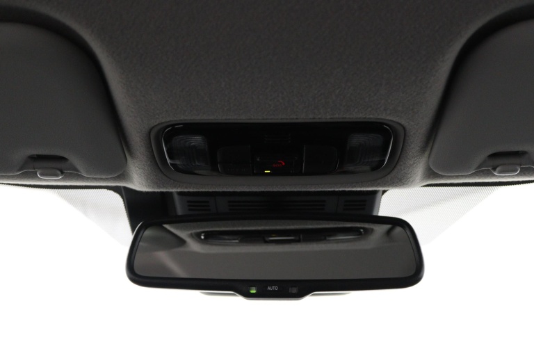 Toyota Yaris - 1.5 Hybrid 115 Special Edition 34