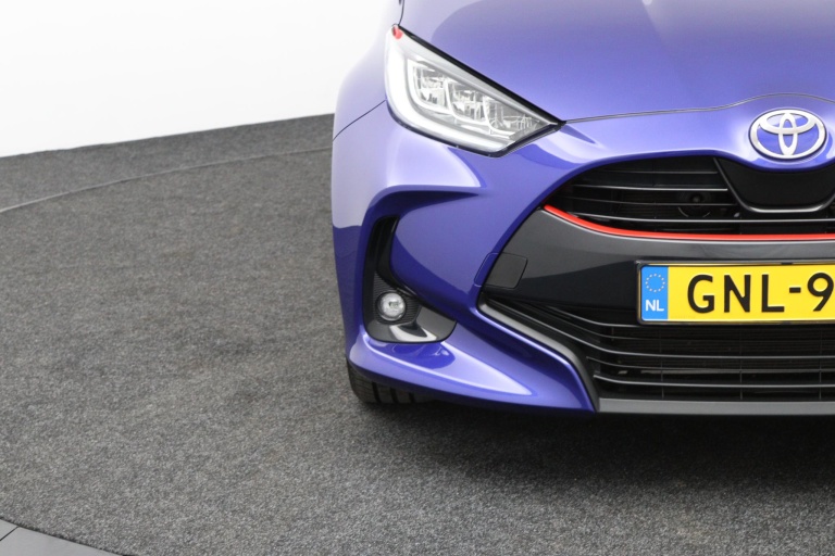 Toyota Yaris - 1.5 Hybrid 115 Special Edition 37