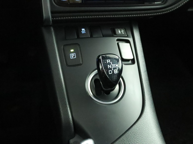 Toyota Auris Touring Sports - 1.8 Hybrid Dynamic