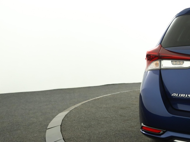 Toyota Auris Touring Sports - 1.8 Hybrid Dynamic