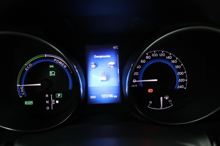 Toyota Auris Touring Sports - 1.8 Hybrid Dynamic 46