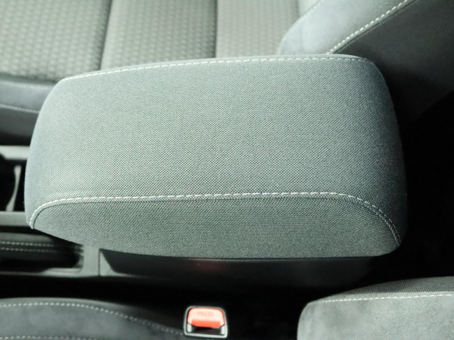 Toyota Auris Touring Sports - 1.8 Hybrid Dynamic