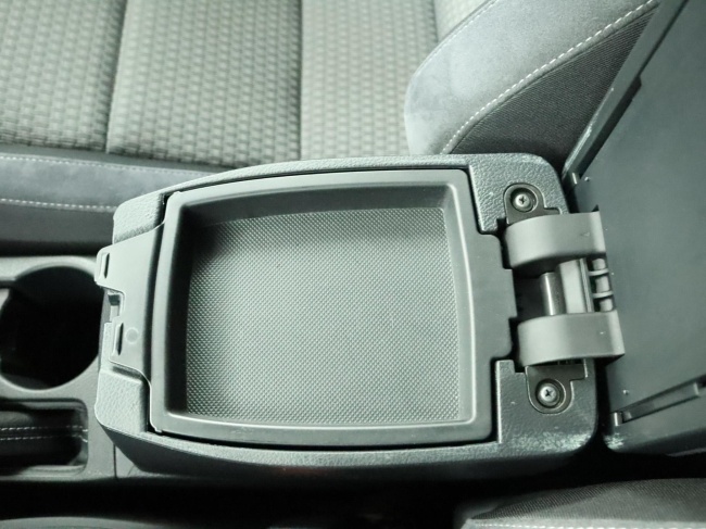 Toyota Auris Touring Sports - 1.8 Hybrid Dynamic