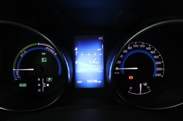 Toyota Auris Touring Sports - 1.8 Hybrid Dynamic 6
