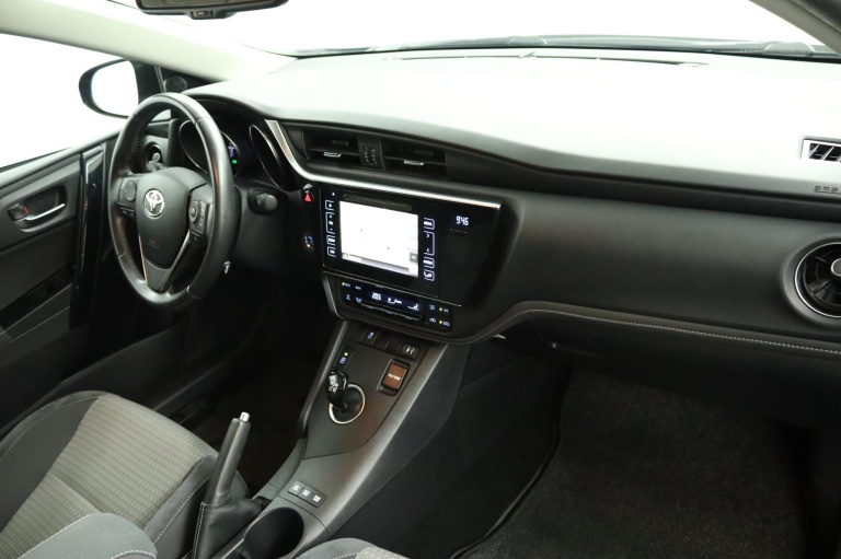 Toyota Auris Touring Sports - 1.8 Hybrid Dynamic 65