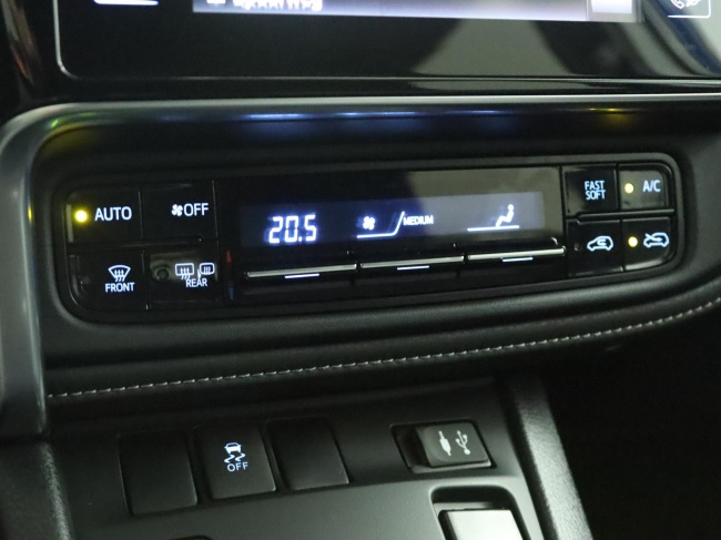 Toyota Auris Touring Sports - 1.8 Hybrid Dynamic