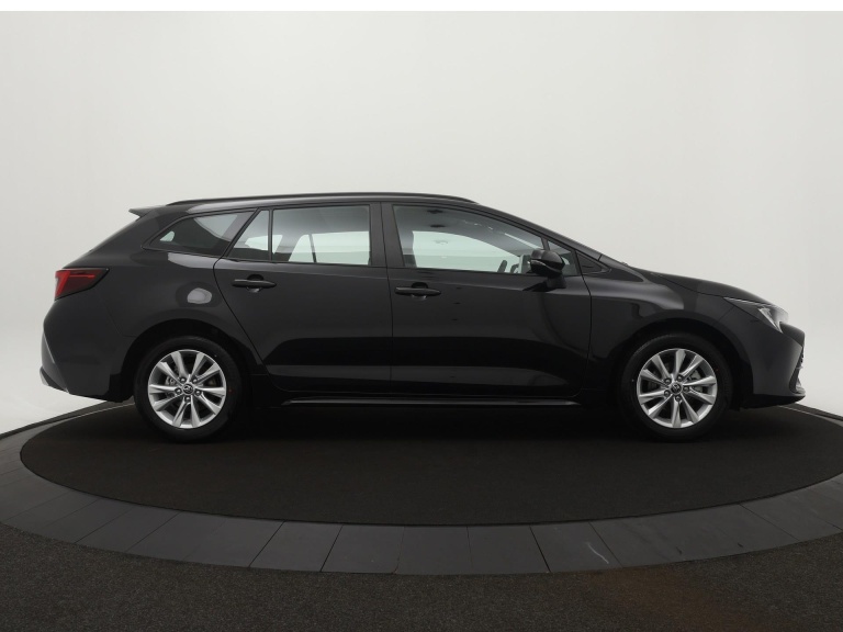 Toyota Corolla Touring Sports - Hybrid 140 10