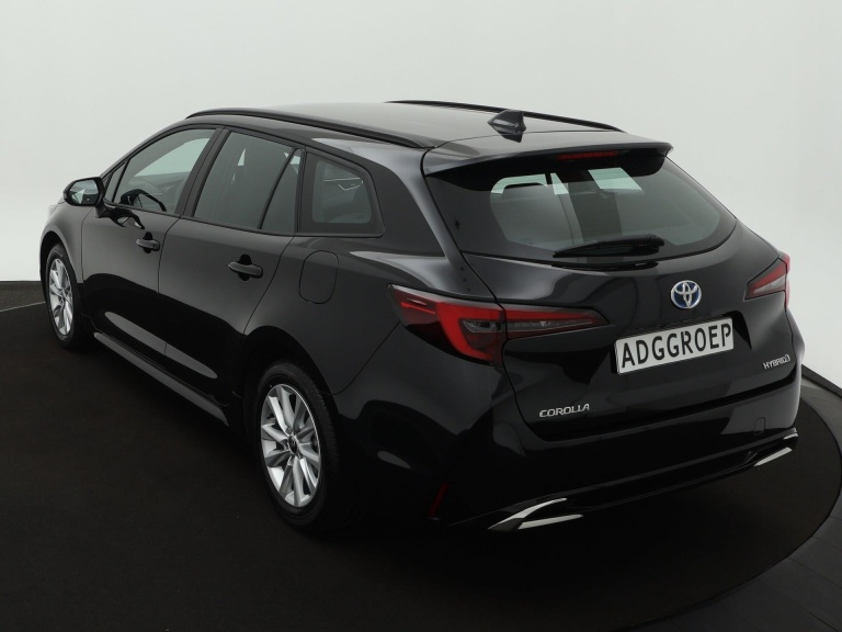 Toyota Corolla Touring Sports - Hybrid 140 11
