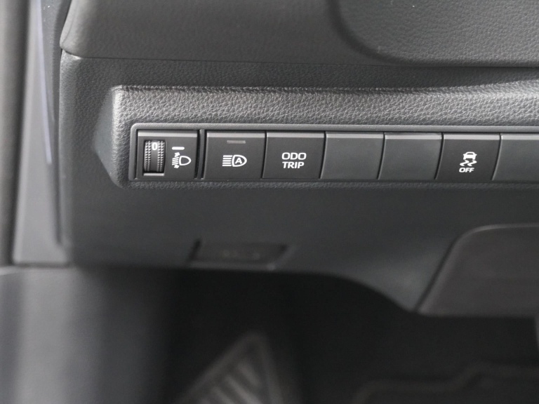 Toyota Corolla Touring Sports - Hybrid 140 27