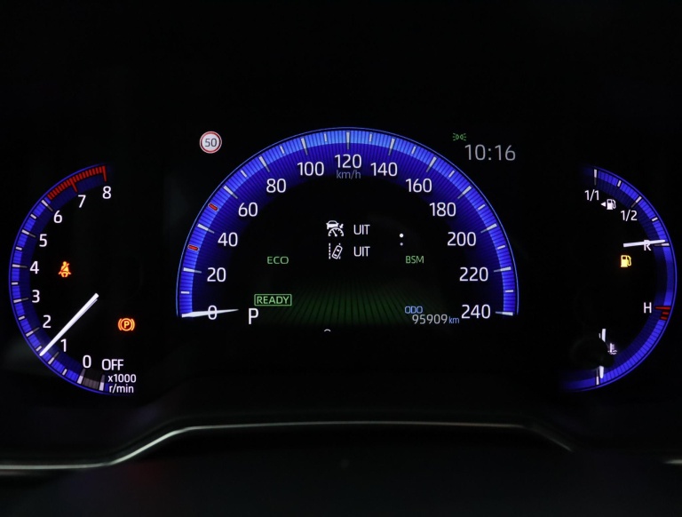 Toyota Corolla - 2.0 Hybrid Executive 44