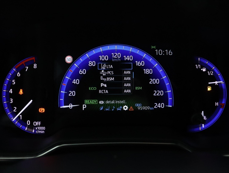 Toyota Corolla - 2.0 Hybrid Executive 51